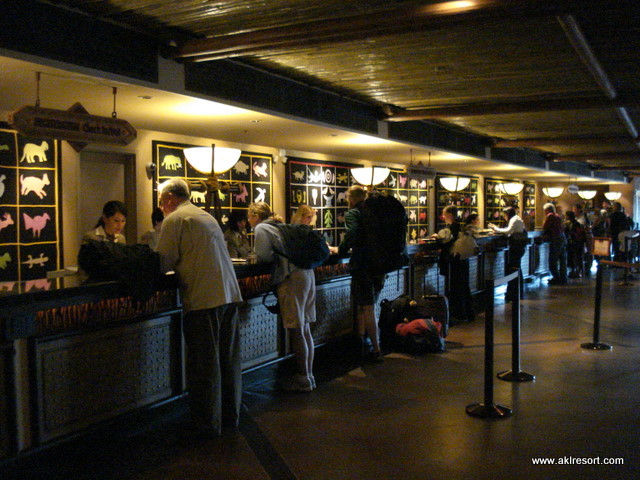 AKL check in and concierge desks